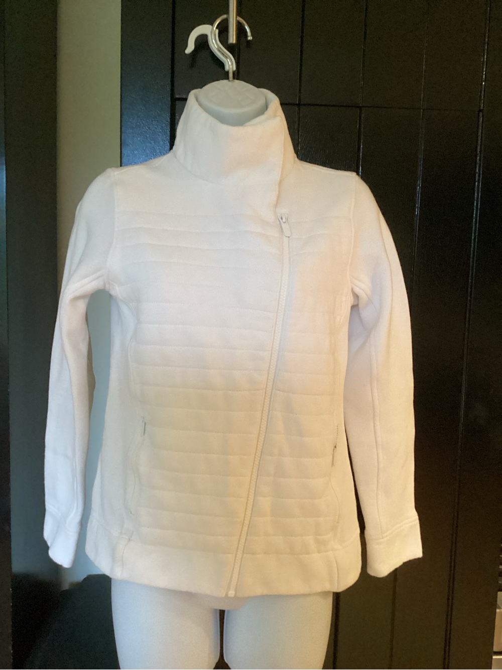 Lululemon Quilted White Asymmetrical Zip Jacket